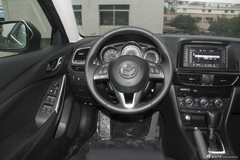 2015款阿特兹2.5L自动蓝天运动版