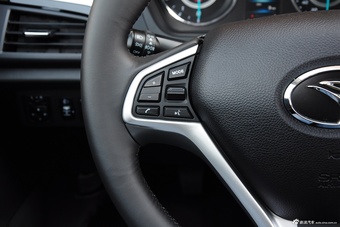 2015款V CROSS 1.5T手动智控型