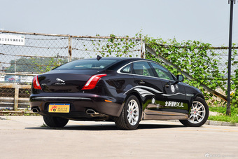 2015款捷豹XJL 3.0 SC典雅商务80周年典藏版