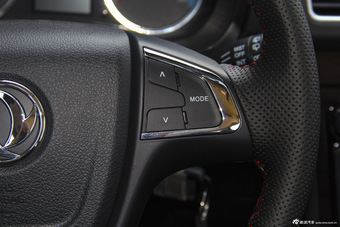 2016款风光370 1.5L手动尊享版7座