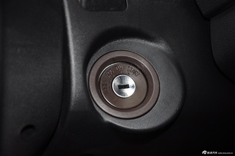 2015款 宝骏560 1.8L手动舒适型