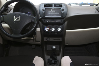 2014款众泰云100纯电动舒适型