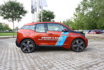 宝马i3增程式混合动力版