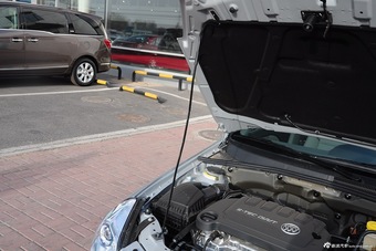 2015款凯越1.5L自动尊享型