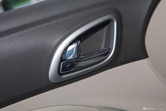 2014款宝骏630 1.5L手动舒适型