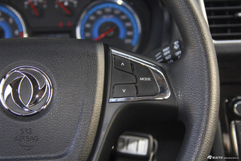 2015款风光360 1.5L手动豪华型7座国V