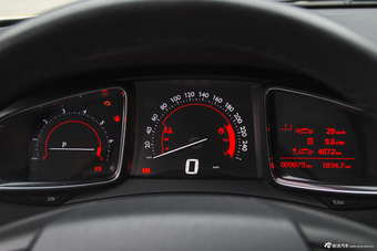 2014款DS 5LS THP160 1.6T自动豪华版