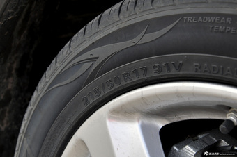 2014款奔腾B90到店实拍