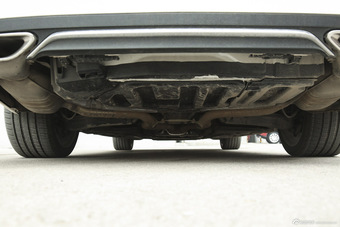 2015款奔驰E260L 2.0T自动