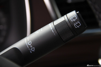 2014款GL8商务车3.0L自动GT豪华商务豪雅版