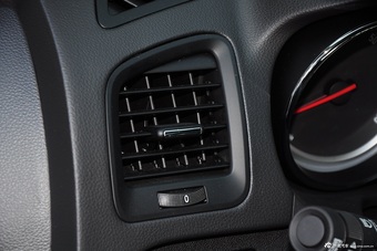 2015款君威1.6T自动时尚技术型