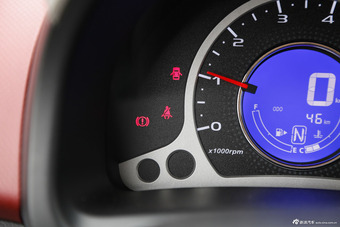 2015款奔奔1.4L自动IMT豪华型国5