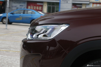 2015款东风雪铁龙C3-XR 1.6L自动先锋型