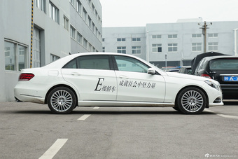 2015款奔驰E260L 2.0T自动