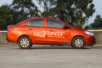 2015款赛欧31.3L自动AMT理想版