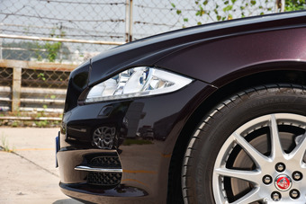 2015款捷豹XJL 3.0 SC典雅商务80周年典藏版