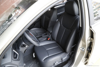 2015款荣威360 1.4T自动尊享版