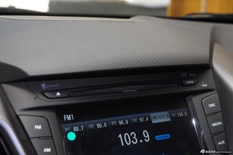 2015款现代飞思 1.6T自动尊享版