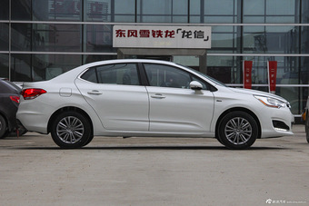 2015款雪铁龙C4L 1.2T自动豪华型