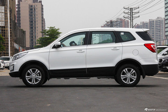 2016款北汽幻速S3 1.5L手动创业型国V