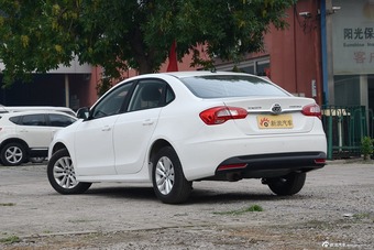 2017款中华H530 1.6L自动舒适型