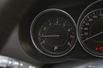 2015款阿特兹2.5L自动蓝天尊崇版