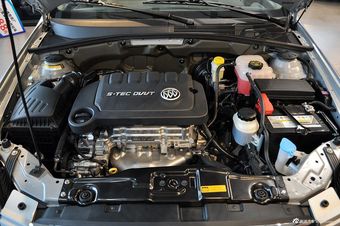 2013款凯越1.5L手动经典型 钛银