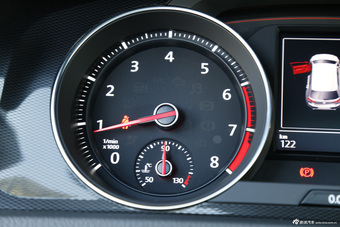 2016款高尔夫2.0T自动GTI