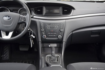 2016款奔腾B50 1.6L自动舒适型