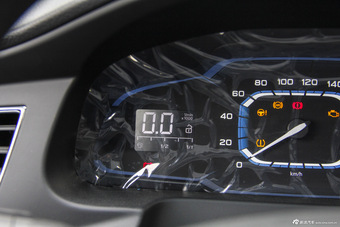 2015款荣威360 1.5L手动精英版