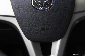 2016款北汽幻速S3 1.5L手动创业型国V