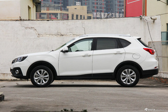 2015款传祺GS5 Super 2.0L自动两驱舒适版