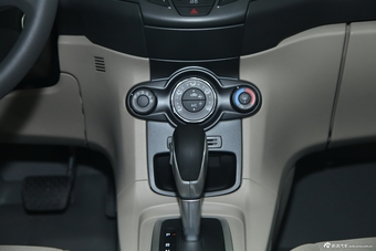 2013款嘉年华三厢1.5L自动时尚型