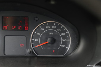 2015款五菱之光S 1.2L标准型