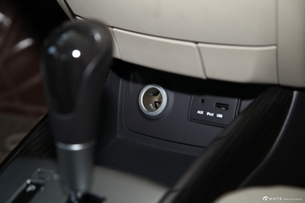 2011款悦动1.6L自动顶级型