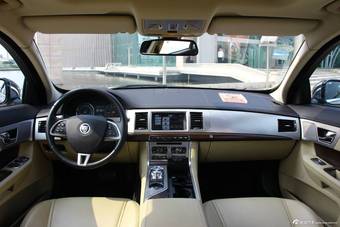 2014款捷豹XF 2.0T 风华版图片