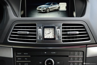 2014款奔驰E260 2.0T自动敞篷版