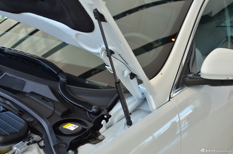 2015款捷豹XF 2.0T Sportbrake 豪华版