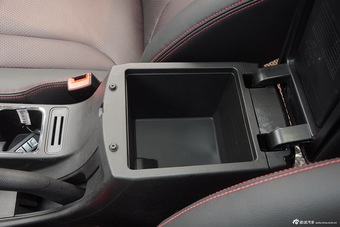 2015款宝骏560 手动豪华