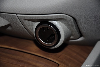 2015款凯越1.5L自动尊享型