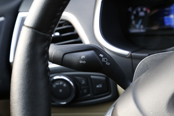 2015款锐界2.0T自动两驱豪锐型