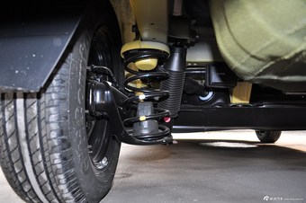 2014款瑞纳1.4L手动时尚型 迎春黄