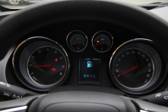 2015款君威1.6T自动领先技术型