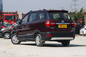 2016款风光370 1.5L手动尊享版7座