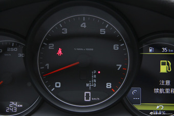 2014款保时捷Panamera 4S Sport Edition 3.0T自动