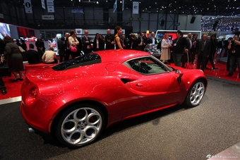 阿尔法罗密欧4C