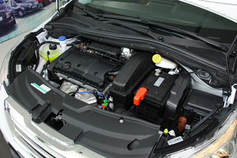 2014款标致2008 1.6L自动时尚型到店实拍