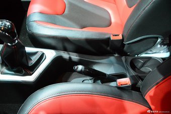 2015上海车展：瑞风S2