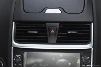 2016款吉利帝豪1.5L自动三厢向上版