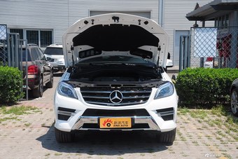 2015款奔驰ML320 4MATIC